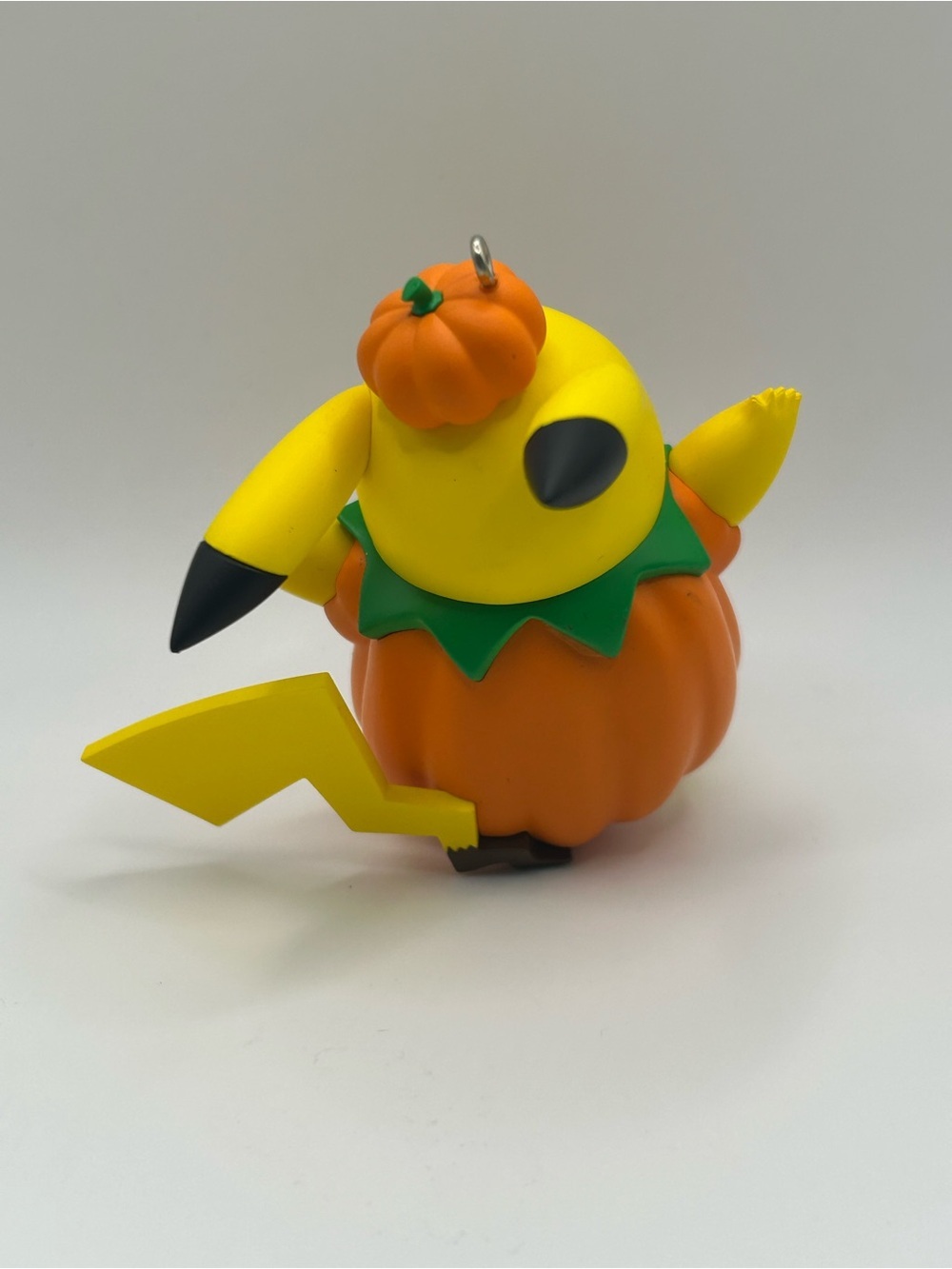NWT Pikachu Halloween Pumpkin Hallmark Ornament - Picture 3 of 6